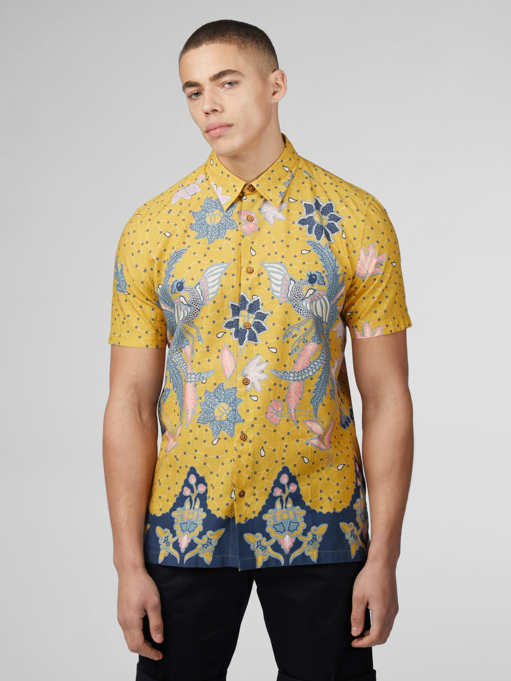 Ben Sherman Signature Abstract Botanical Print Shirts Yellow | BYFJXK-541