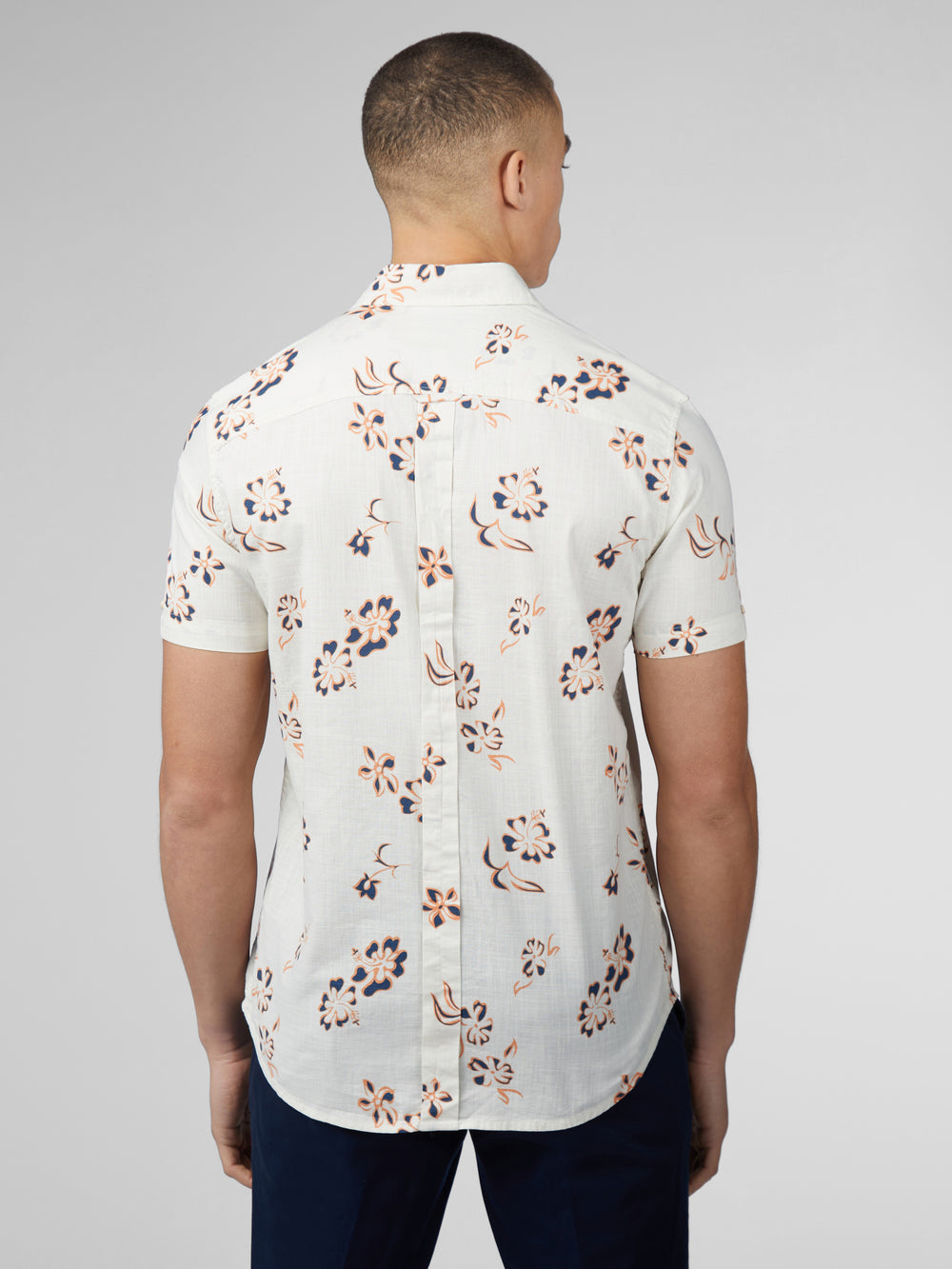 Ben Sherman Signature Linear Floral Shirts White | IERBUQ-270